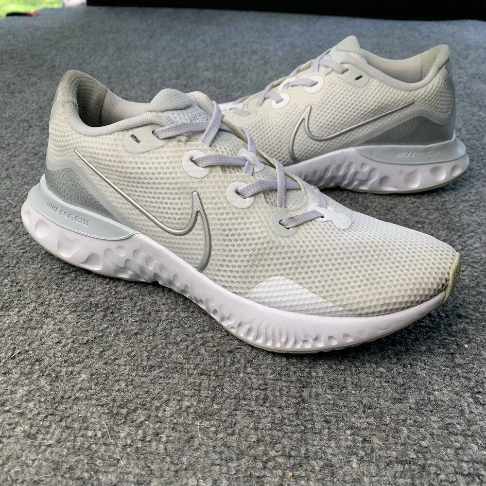 Nike Womens Renew Run CK6360-003 White Running Shoes Sneakers Size 10 US
